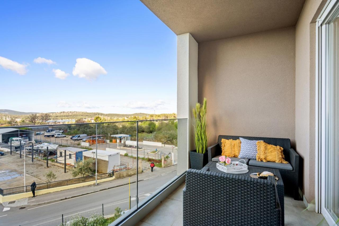 Apartments Karla & Jakov 希贝尼克 外观 照片